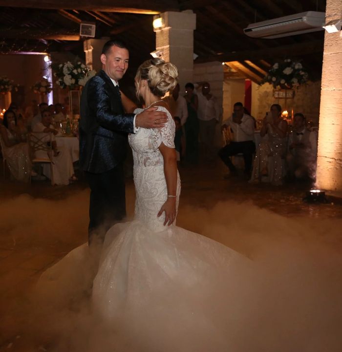Robe de mariée sirène / princesse évasé en bas - photo numéro 8
