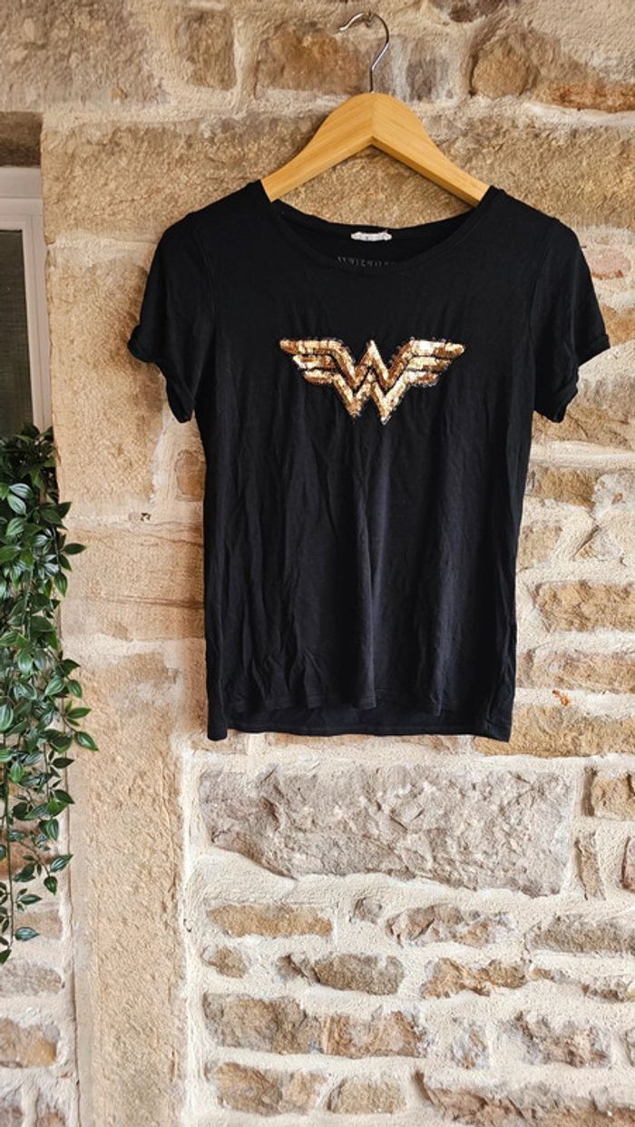 Tee shirt wonder woman