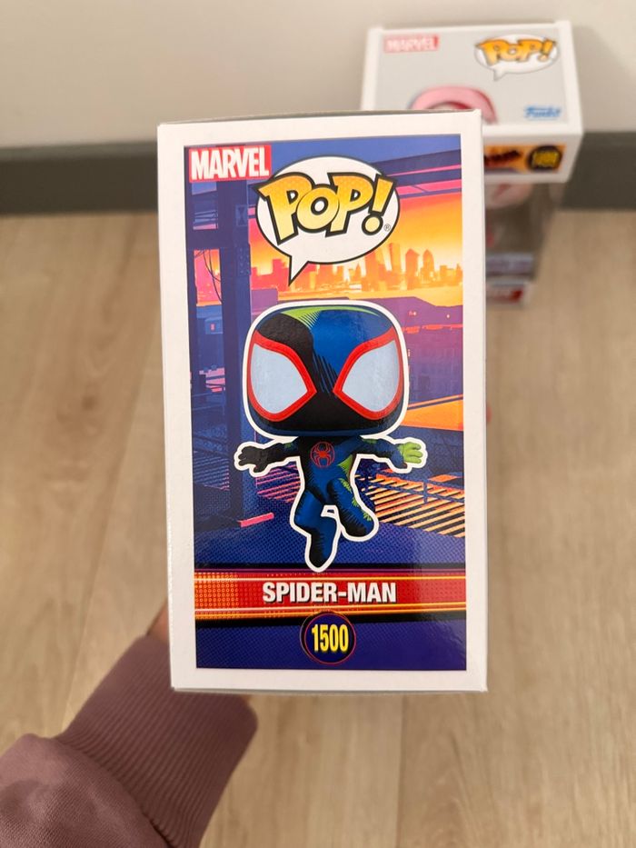 Duo Funko Pop! Spider Gwen & Spider Man (Miles Morales) - photo numéro 5
