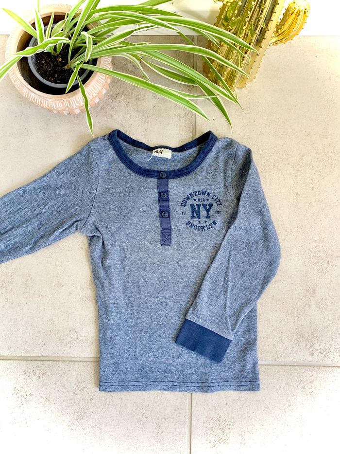 Lot de 2 t-shirt manches longues 4 ans - photo numéro 2