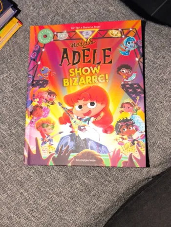 Mortelle adele. Show bizarre