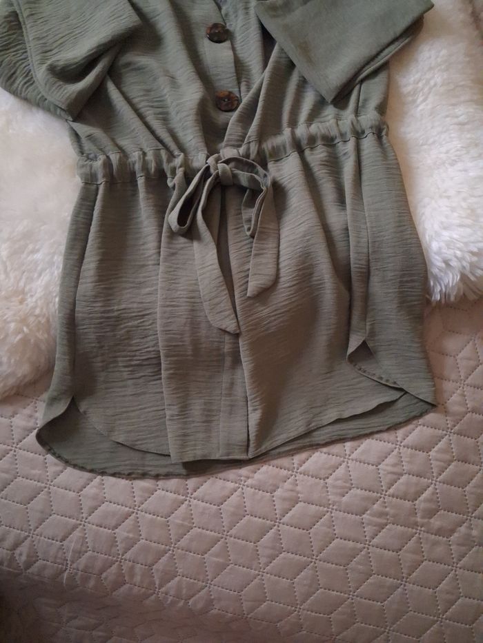 Jolie tunique verte  Primark  taille 38 - photo numéro 5