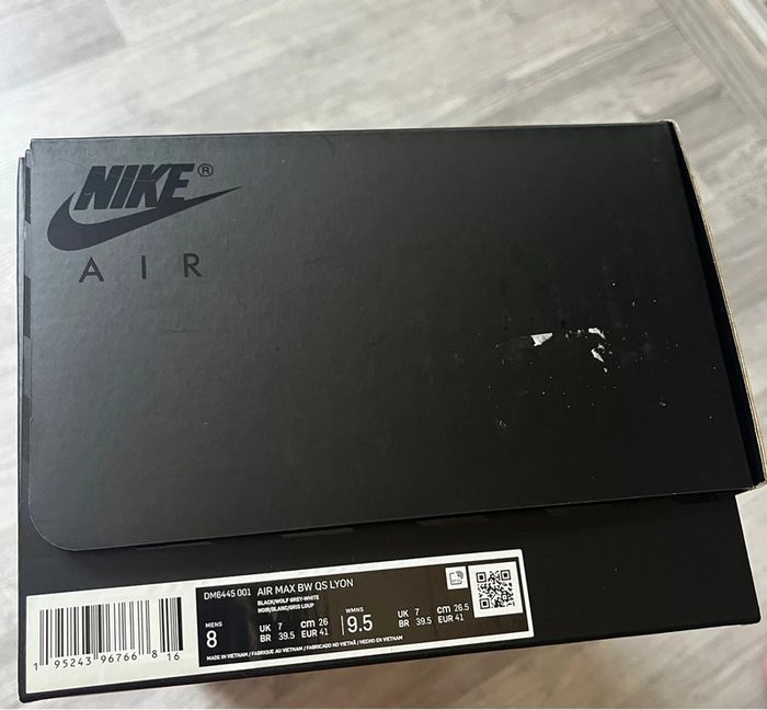 Air Max Lyon neuve limité - photo numéro 5