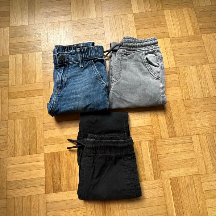 Lot 3 paire jeans garçon 6-7 ans