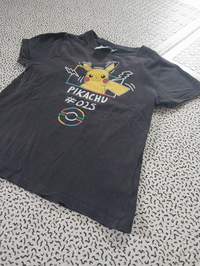 T-shirt Pokémon Pikachu #025 garçon – taille 8 ans (126-131 cm) - photo numéro 2