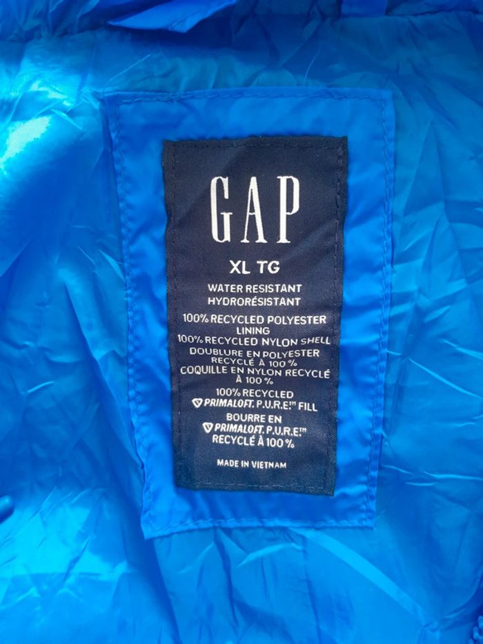 Veste GAP  légèrement rembourrée water résistant primaloft zip et capuche - photo numéro 3