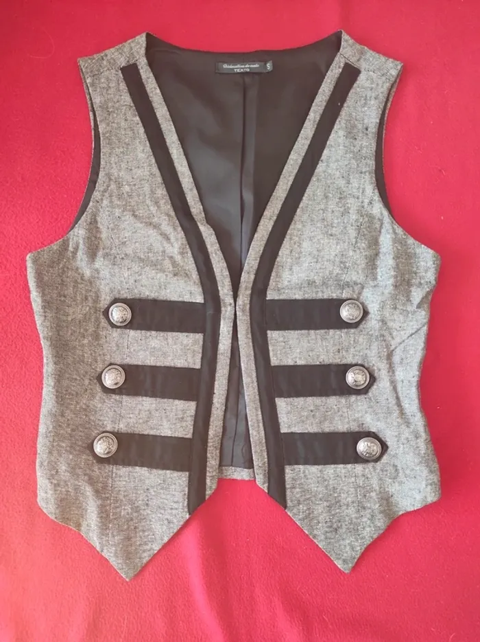 Blazer sans manche / chemisier - photo numéro 3