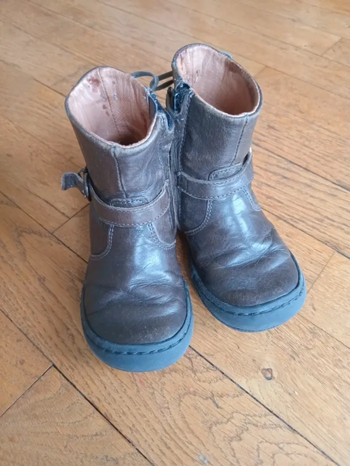 Bottines cuir fille taille 22 FR by Romagnoli - photo numéro 2