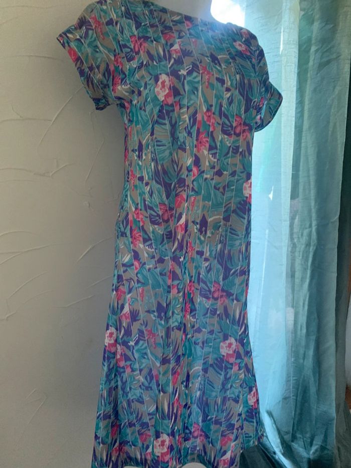 Robe fleurie vintage taille 40 manches courtes - photo numéro 3