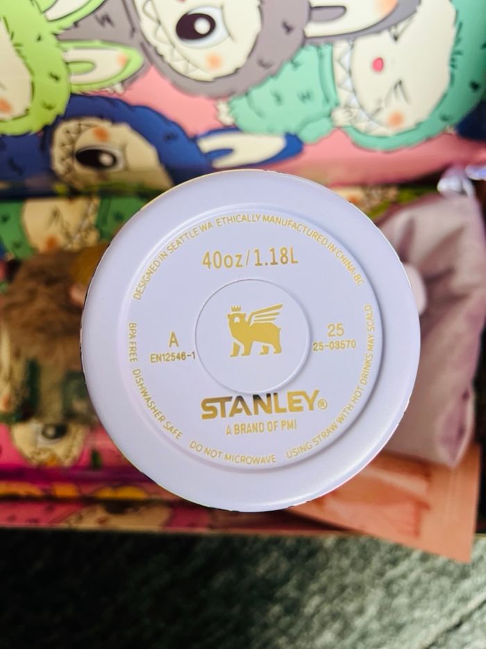 Stanley Labubu - photo numéro 3