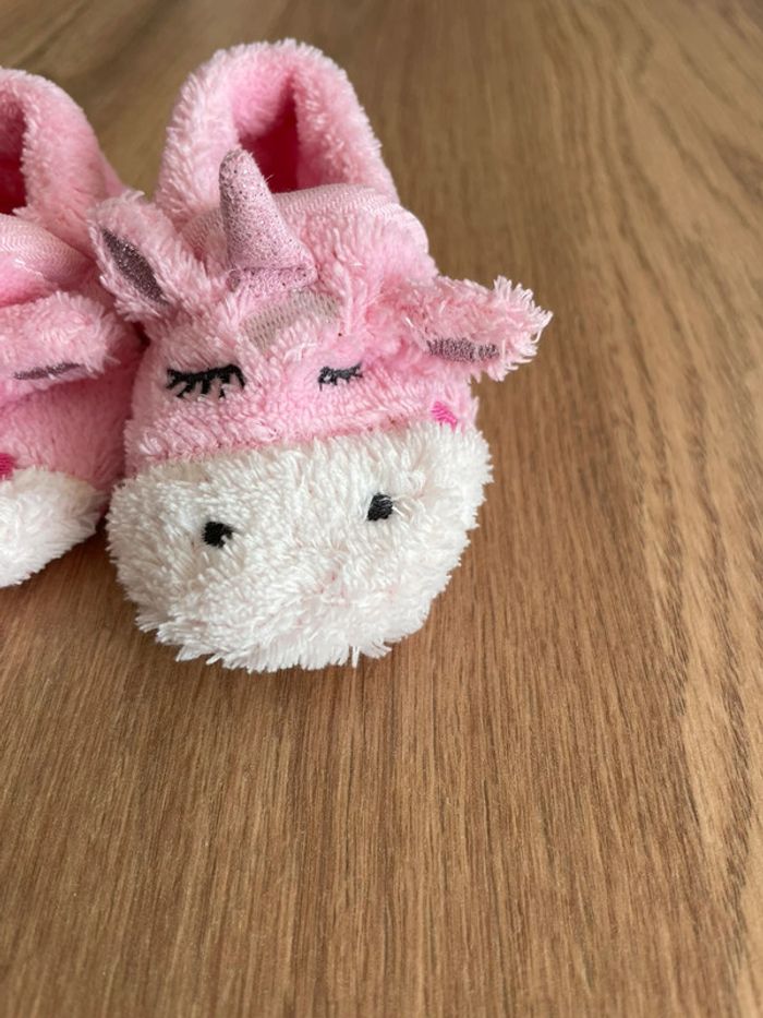 Chausson nouveau ne - photo numéro 2