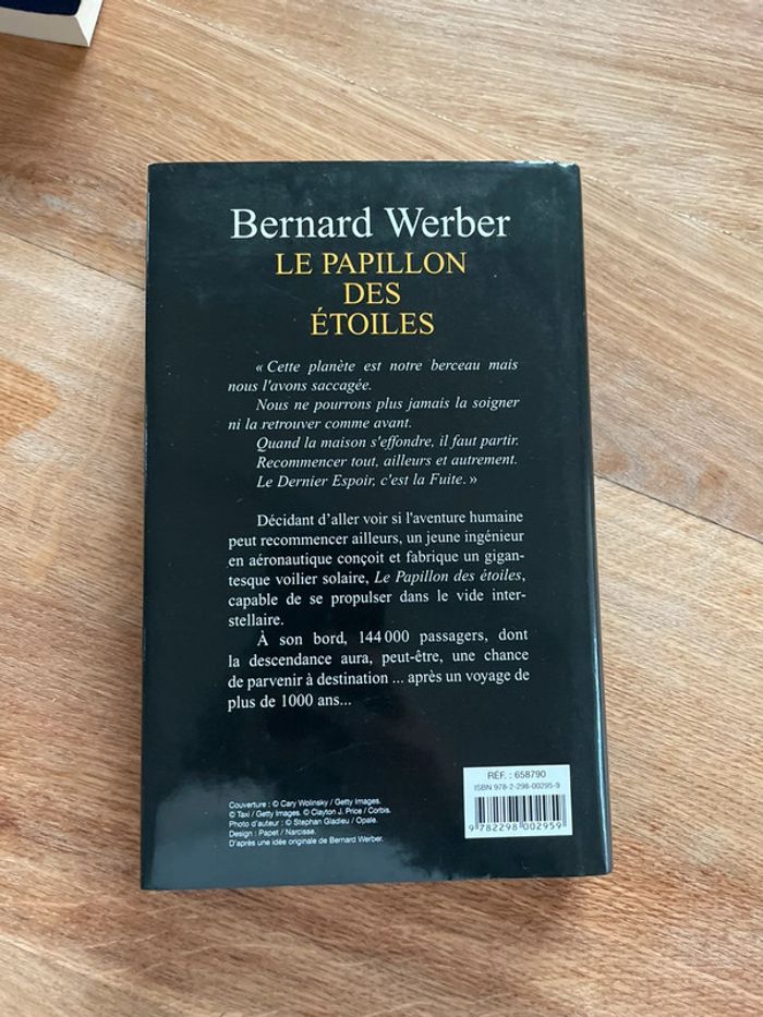 Livre Bernard Werber Le papillon de étoiles - photo numéro 2