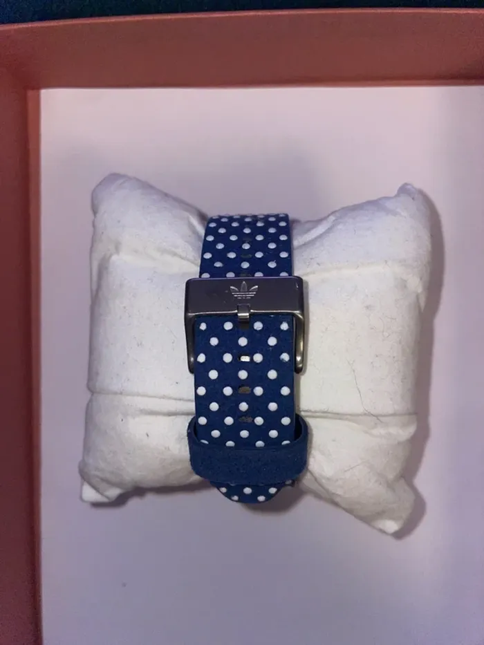 Montre Adidas bleue - photo numéro 2