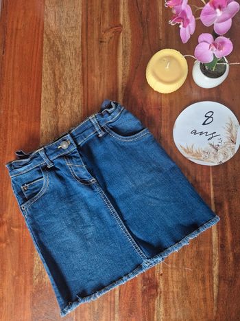 Jupe en jean bords effiloché 8 ans