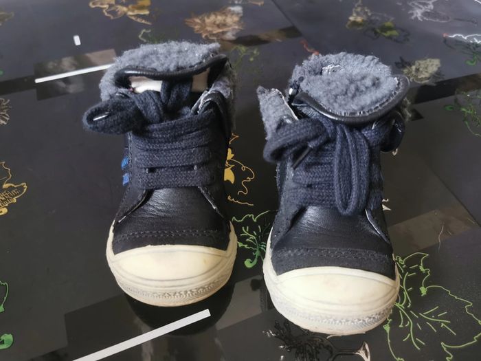 baskets taille 20 - photo numéro 4