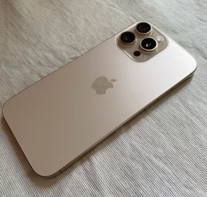 iPhone 16 pro max - photo numéro 7