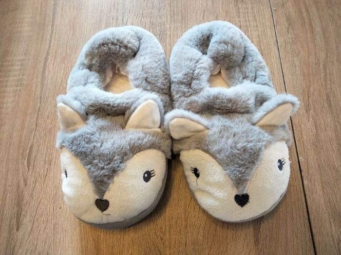 Chaussons gris polaire