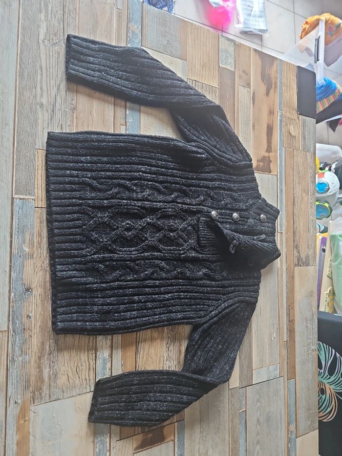 Pull garçon qui tient bien chaud taille 10 ans tissaia