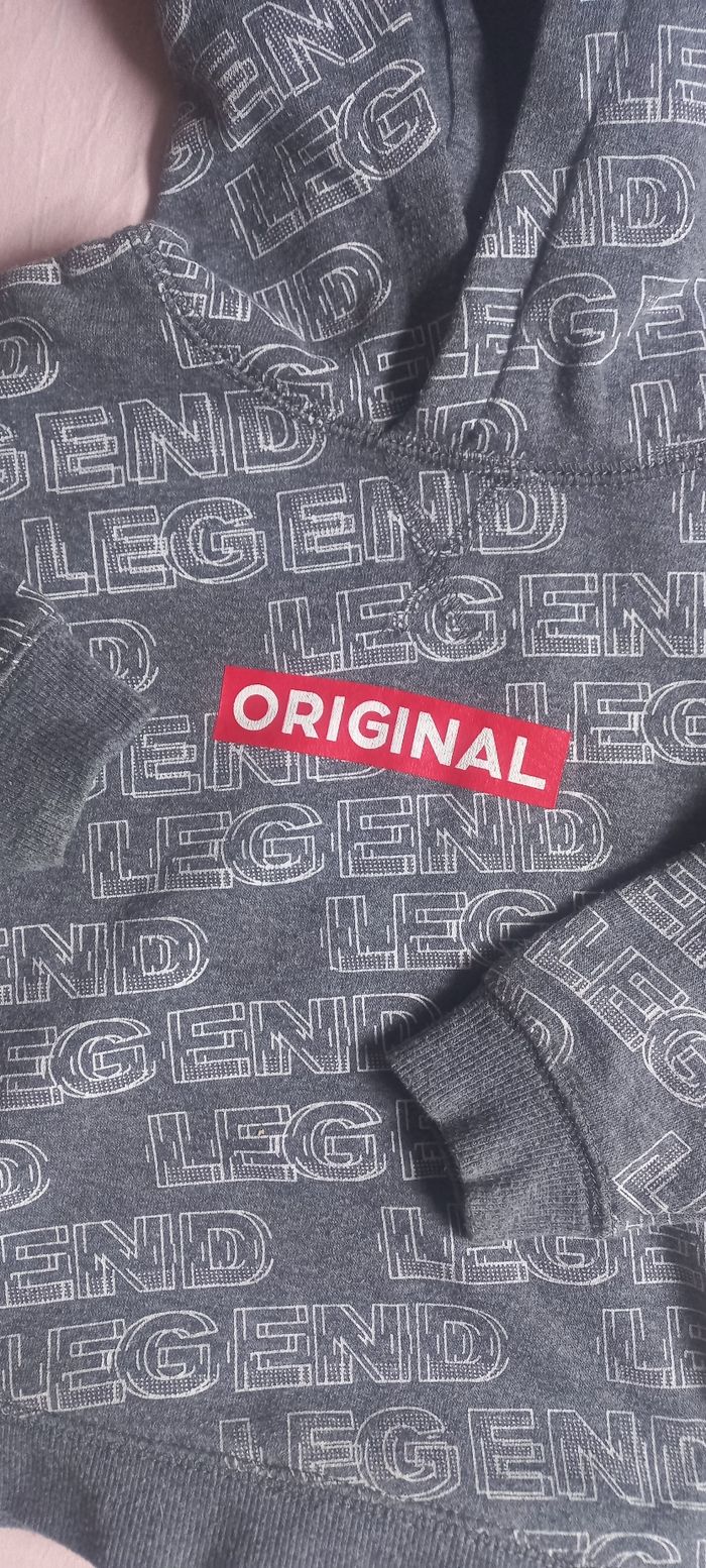 Sweat Primark 2 ans - photo numéro 2