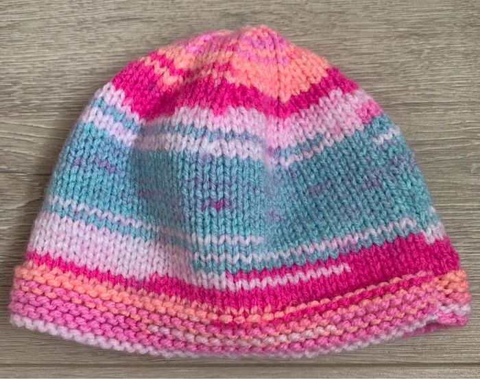 Bonnet bébé au tricot 0/3 mois - photo numéro 2
