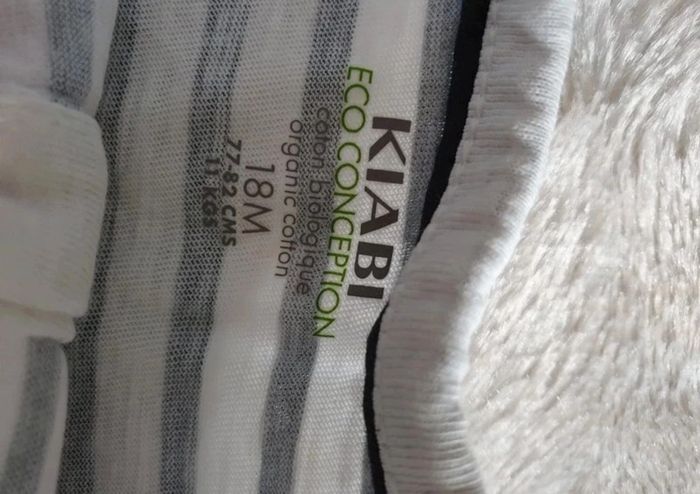 Lot 3 tee shirts 18 mois manches courtes Kiabi - photo numéro 3