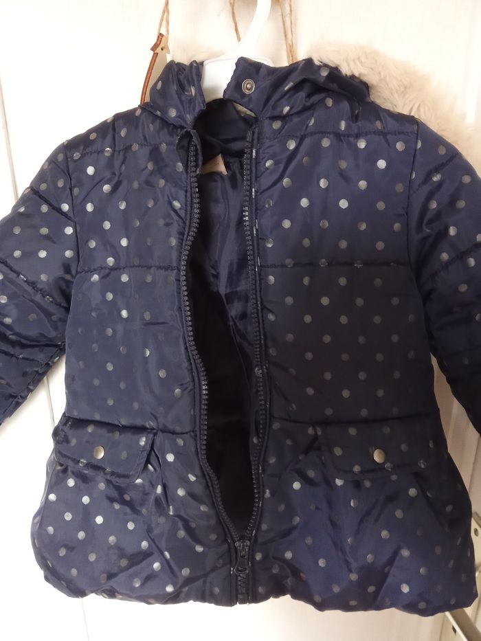 Manteau long, ,veste, doudoune  hiver bébé fille capuche 12 mois, 1 an, marine,  blanc, motifs, chaude, capuche 12 mois - photo numéro 4