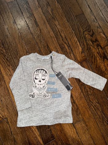 T-shirt ikks 6 mois Neuf avec étiquette