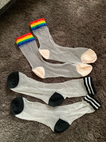 2 paires de chaussettes