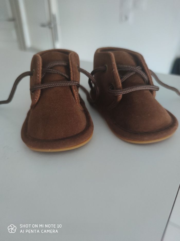 Chaussures naissance bébé taille 15/16
