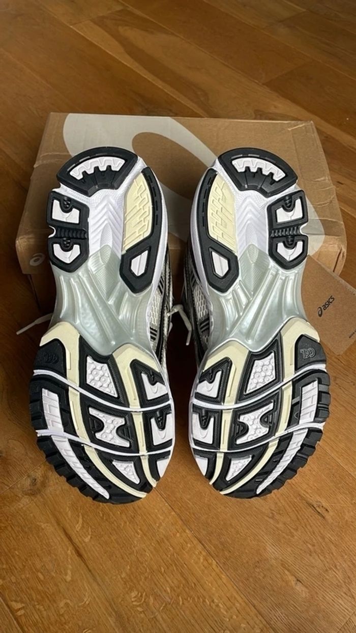 Asics Gel NYC Kayano 14 Taille 45 - photo numéro 4