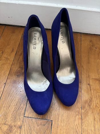 Escarpins neufs taille UK 8 Limited collection