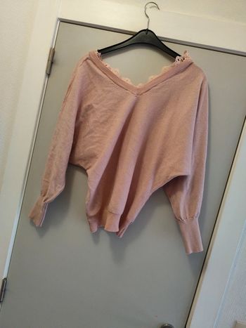 Pull rose pailletée
