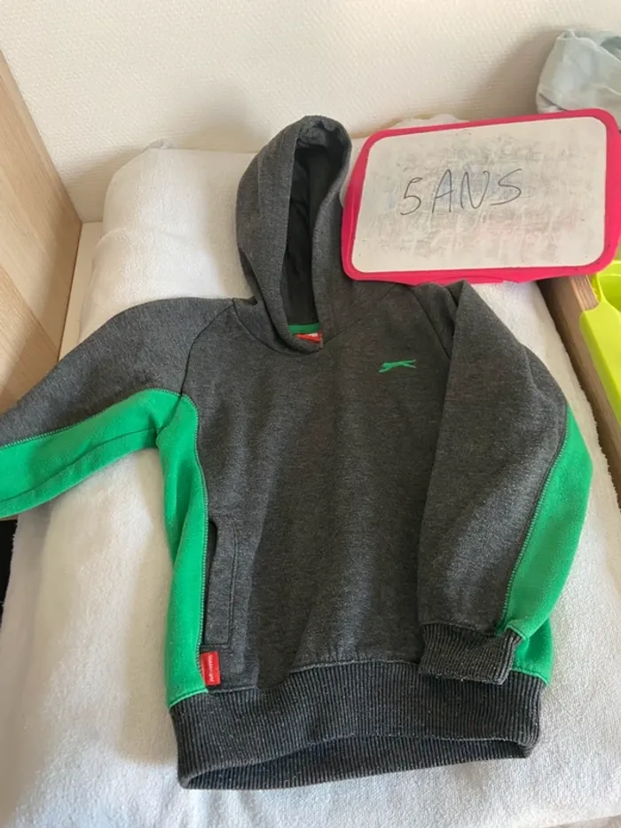 Veste à capuche garçon
