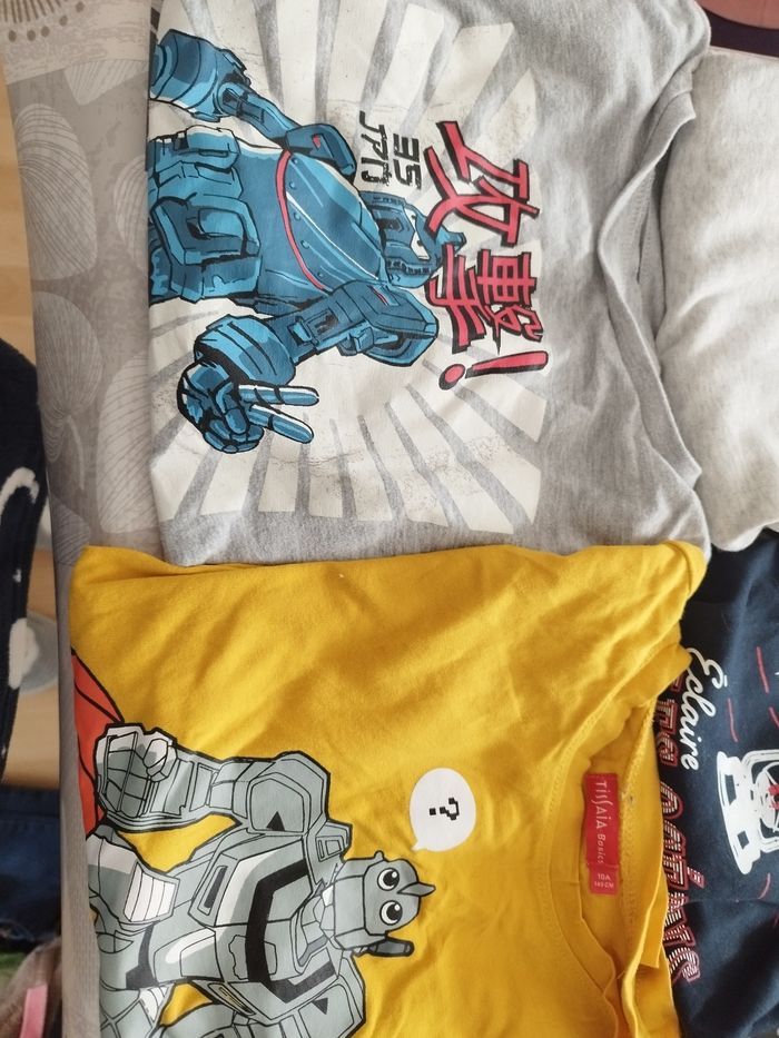 Lot vêtement garçon 10 ans - photo numéro 3