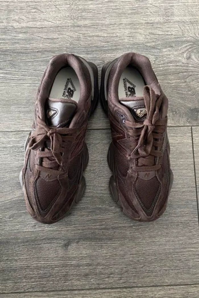 New Balance 9060 Chocolat Brown - photo numéro 3