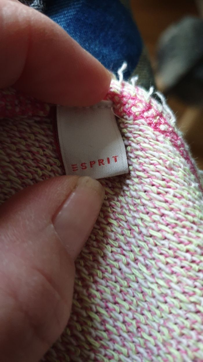 Pull 14/15ans - photo numéro 2