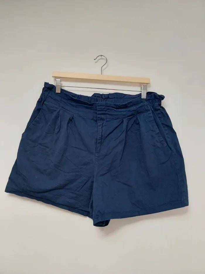 Short bleu marine Vero Moda XL