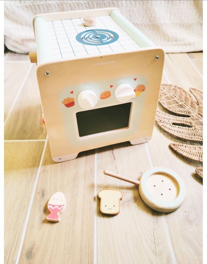 🍳Jouet d'imitation - Cuisine/ Cube multi activités en bois - marque Vertbaudet - photo numéro 4