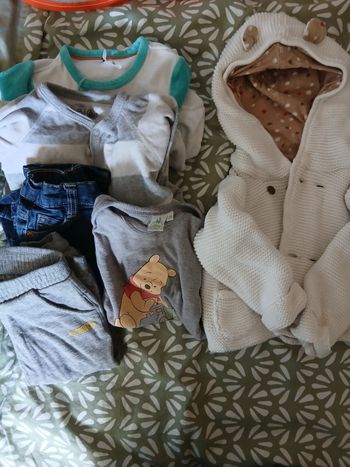 Lot vêtements 12mois