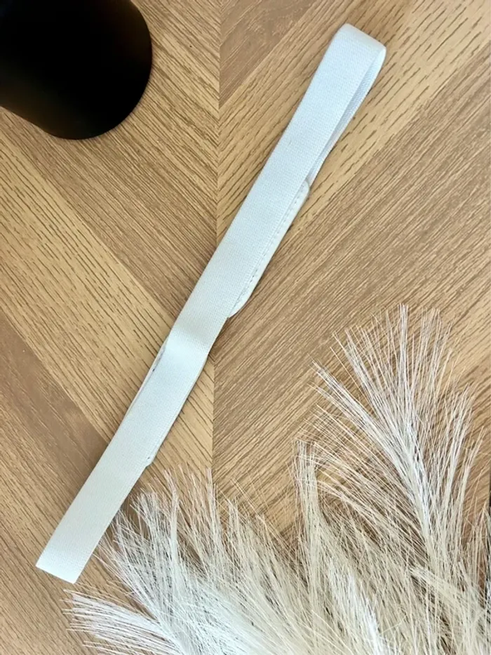 Très belle ceinture fine élastique chic et élégante - photo numéro 4