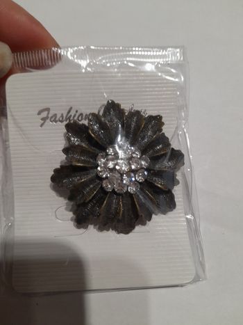 Broche