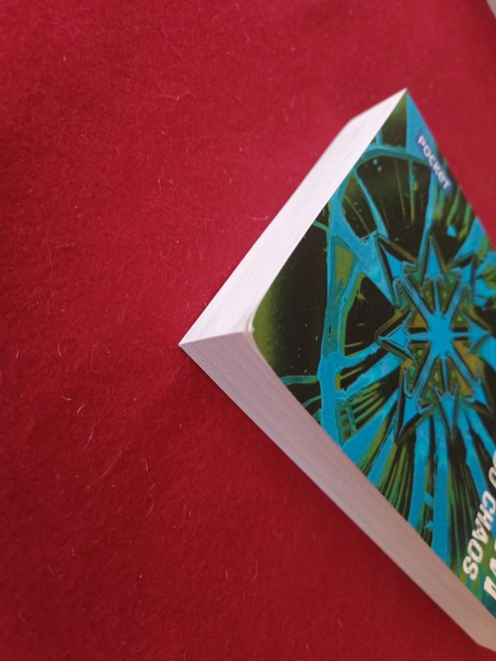 Les arcanes du chaos " Maxime Chattam " Pocket - photo numéro 3