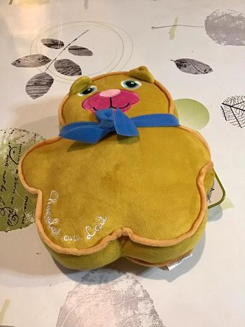 Hochet coussin  jouet bébé Happy pillow 24x23 cm chocolat au lait