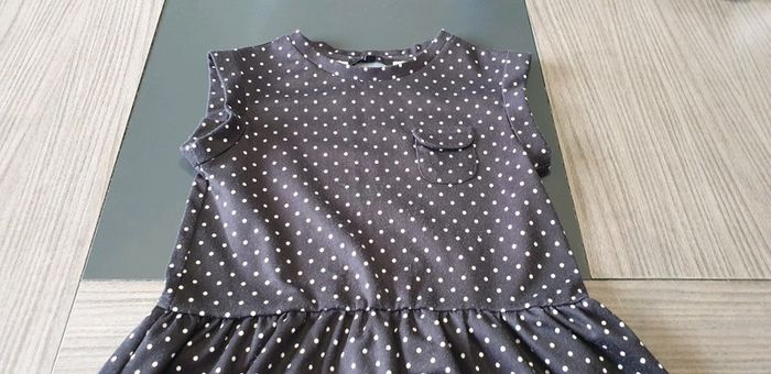 Robe à pois 4/5ans - photo numéro 2