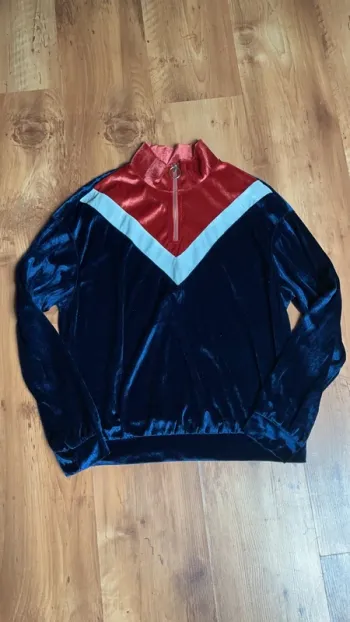 Haut effet velours sport