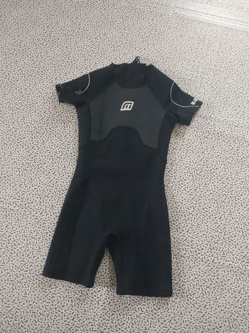 Combinaison néoprène enfant MADNESS 5 ans – Shorty surf – Excellent état