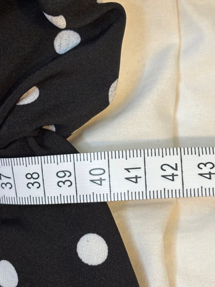 Belle robe pin up noire à pois blanc avec lacets au dos + jupon M/38 - photo numéro 7