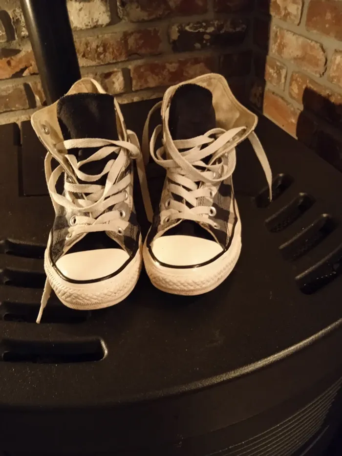 Converse - photo numéro 2