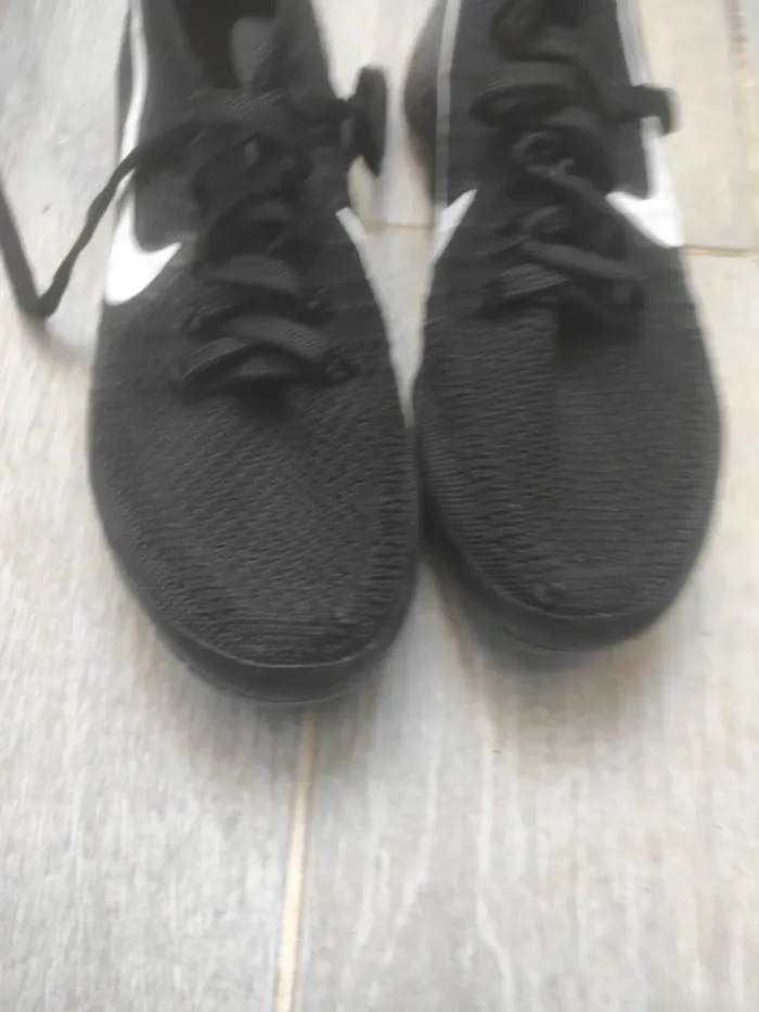 Baskets Nike taille 38 - photo numéro 2
