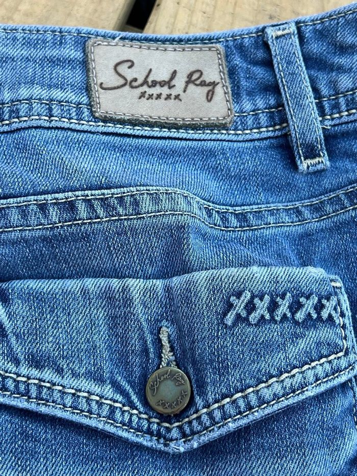 Short School Rag, taille 27 très bon état, très joli 30 € - photo numéro 3